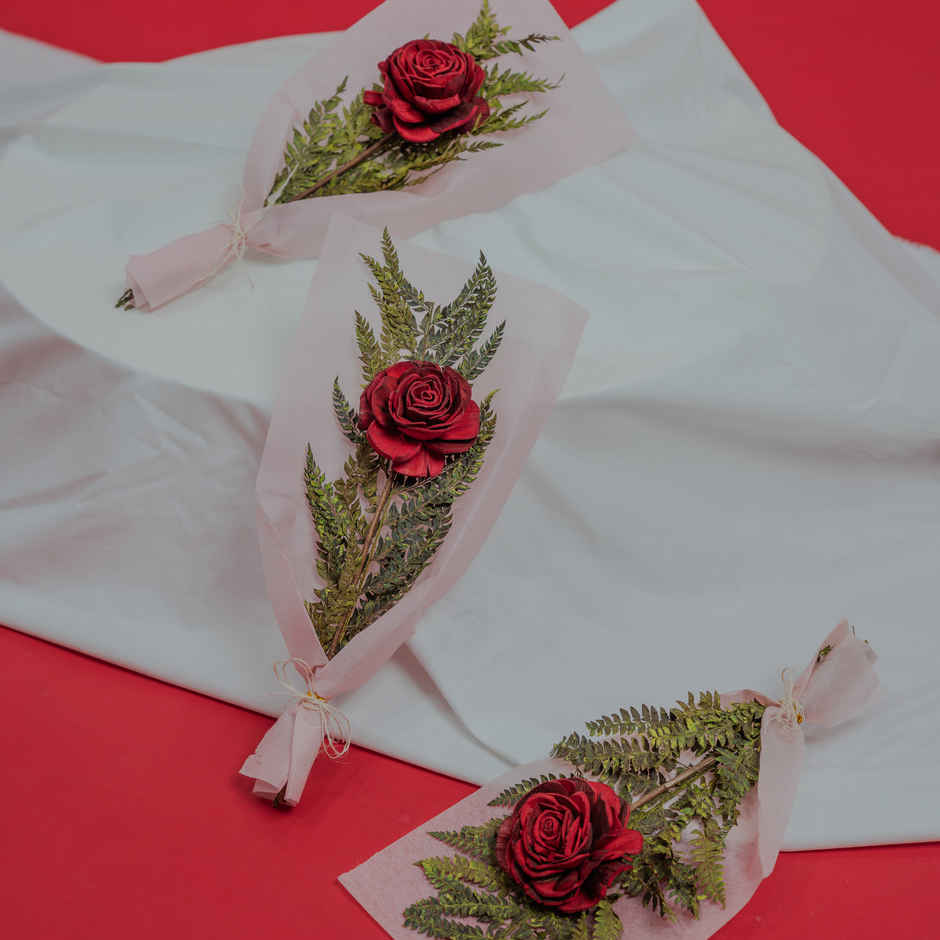 Single Red Rose Dried Flowers Bouquet | Rooted