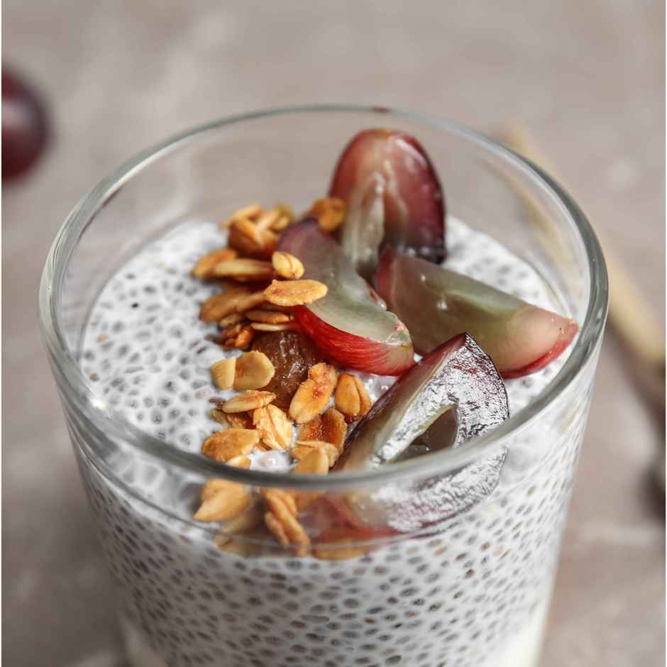 Heka Bites Raw Chia Seeds | Premium Seeds | Weight Loss Source Of Omega -3 & Calcium