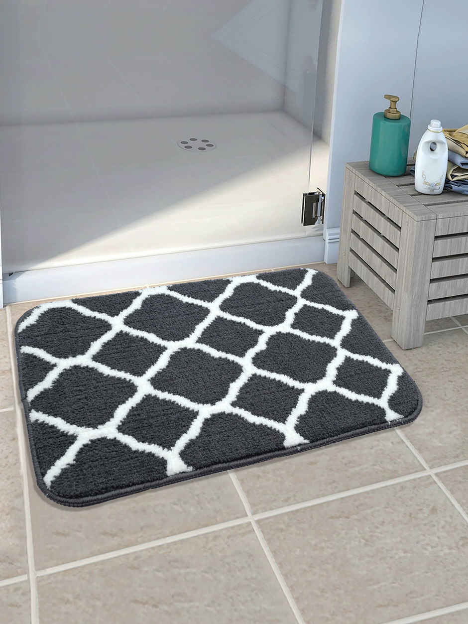 Saral Home Microfiber Geometric Anti-Slip Bath Mat | Grey - 40 x 60 cm