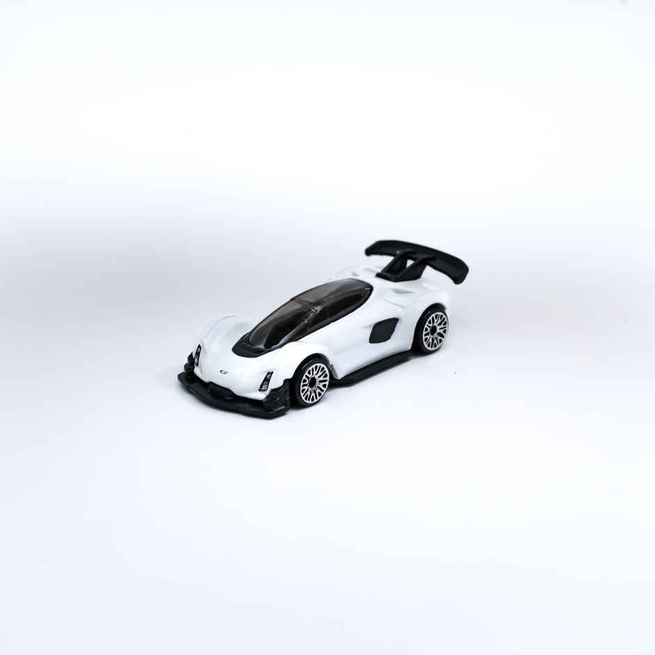 Hot Wheels Worldwide Basic Toy Car for Kids & Collectors | HW CZINGER 21C