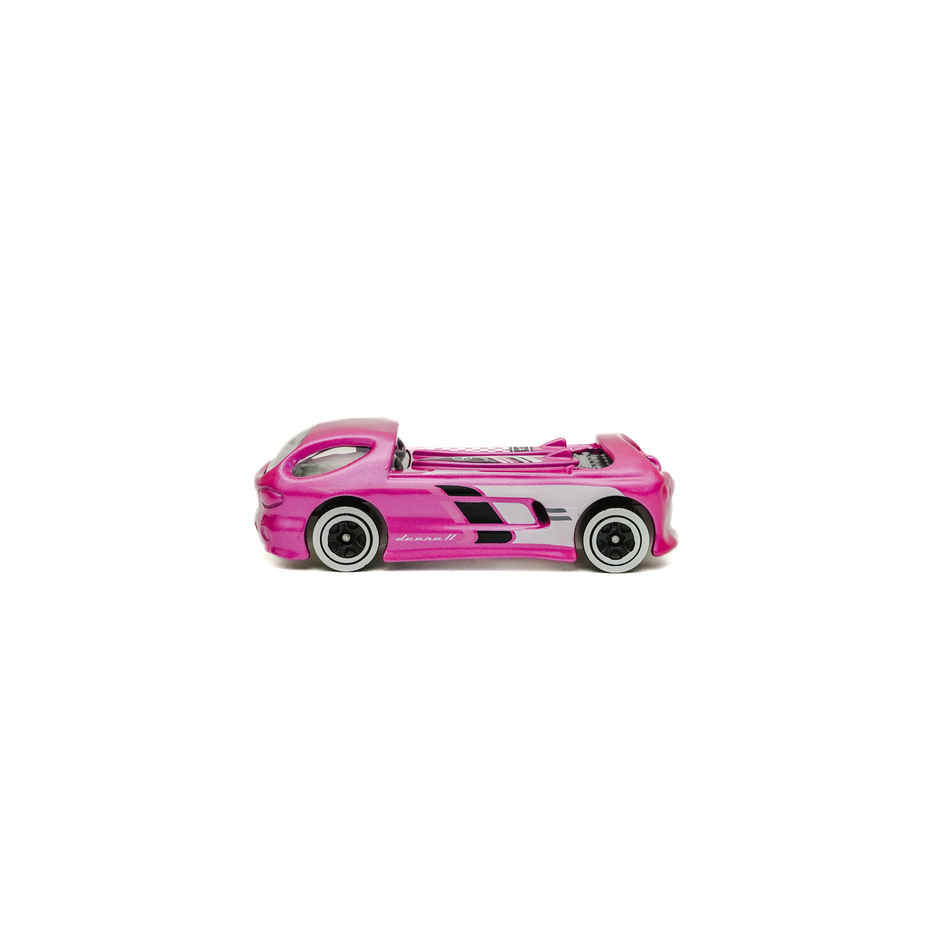 Hot Wheels Worldwide Basic HW Deora II Car Toy for Kids & Collectors