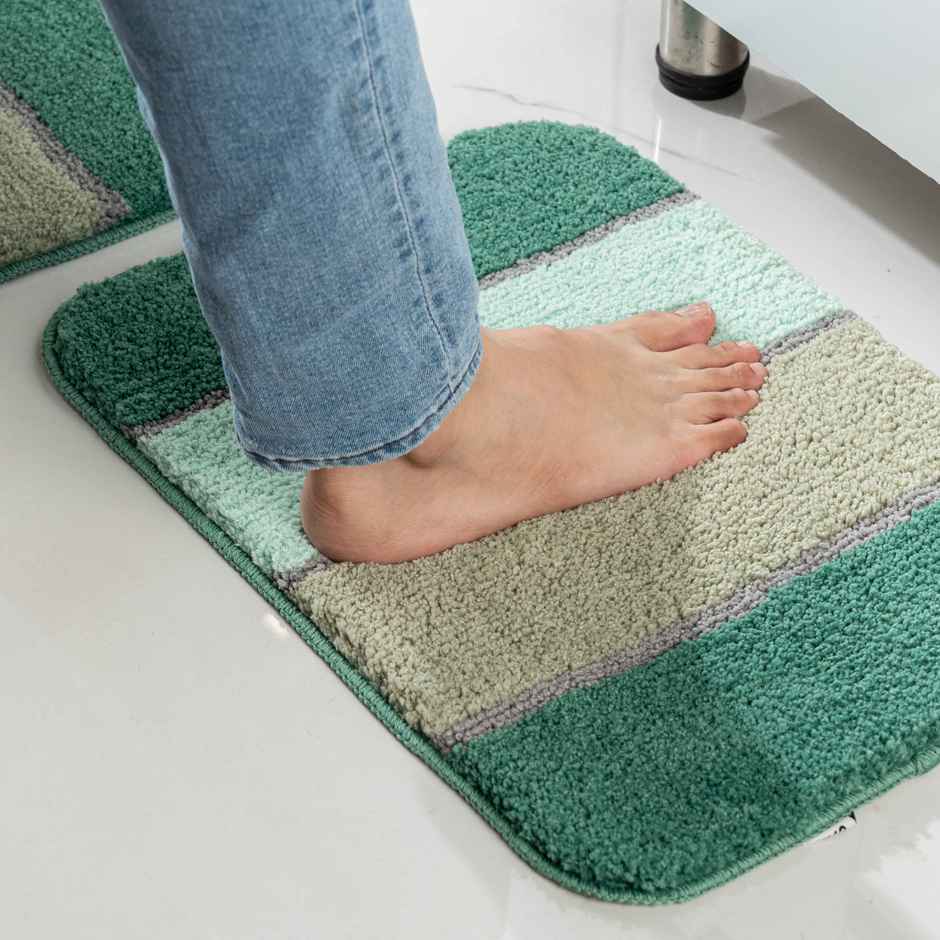 Saral Home TRIS Microfiber Anti-Skid Bath Mats | Green | 35 x 50 cm