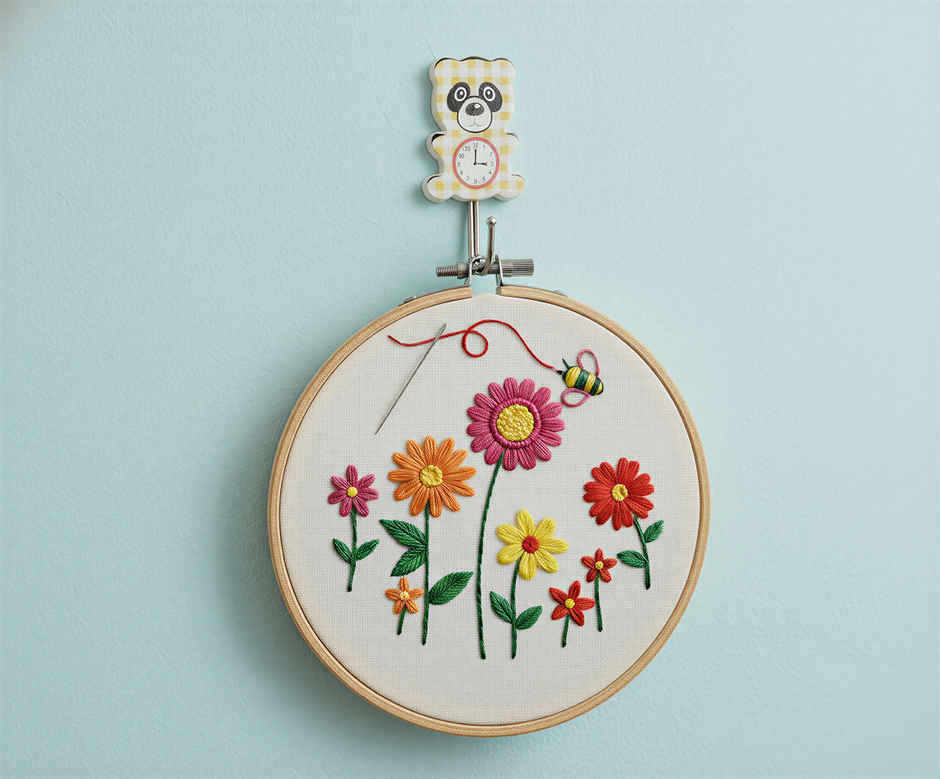 Happy Stitching Pattern DIY Complete Embroidery Set with Fabric, Thread and Pattern for Hand ...