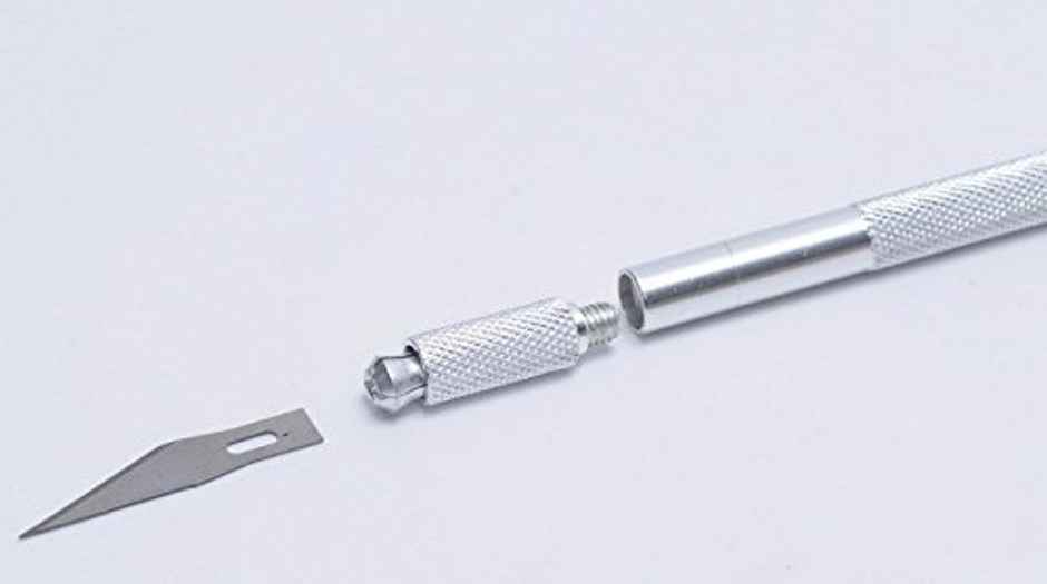 Chrome Detail Pen Knife With 5 Interchangeable Sharp Blades For Carving & Mat Cutting