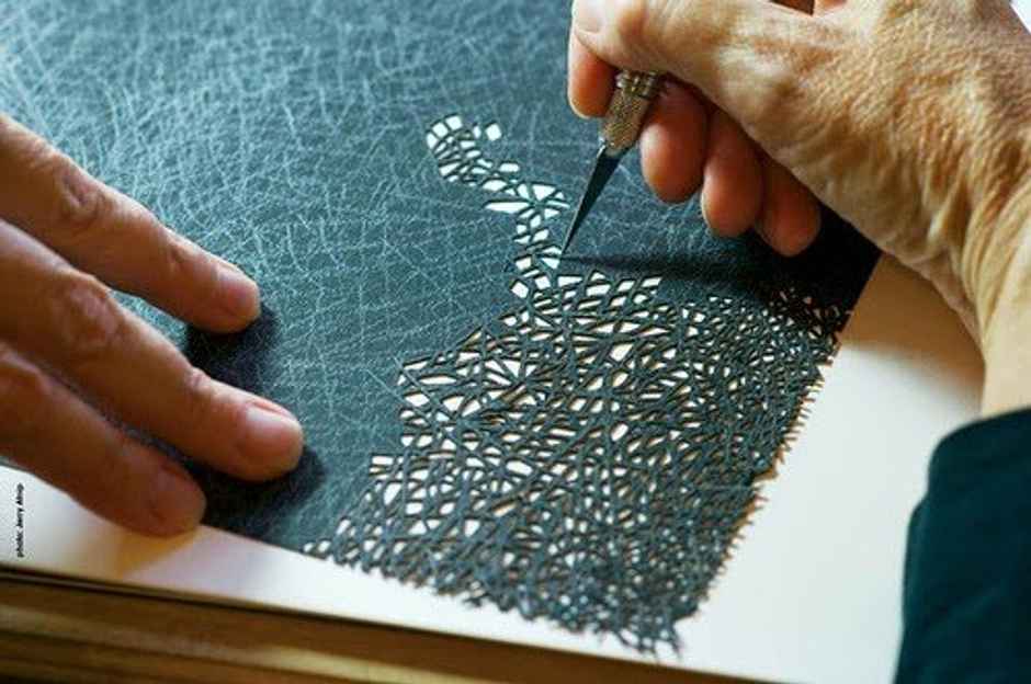 Chrome Detail Pen Knife With 5 Interchangeable Sharp Blades For Carving & Mat Cutting