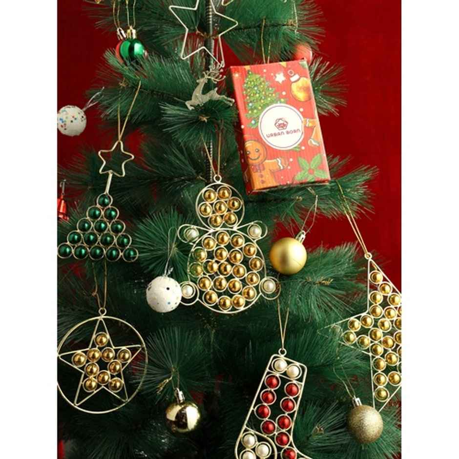 Metal Christmas Ring Star Ornament | Urban Born | Elegant Accent