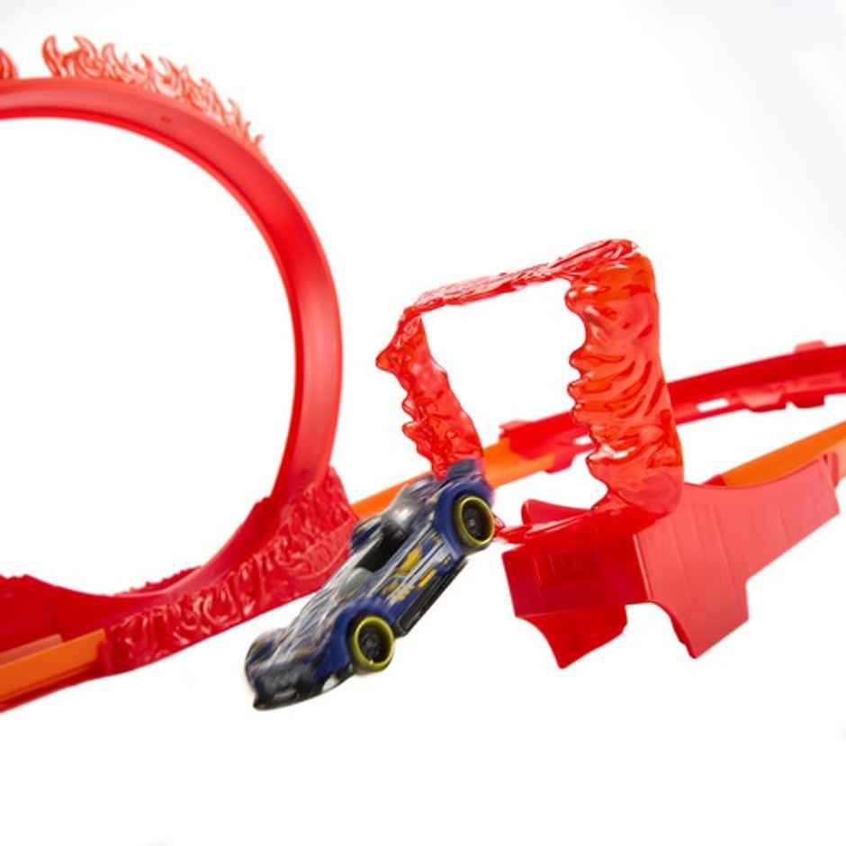 Hot Wheels Track Set - Fire-Themed Track Set and 1 Hot Wheels Car | 16 Track-Building