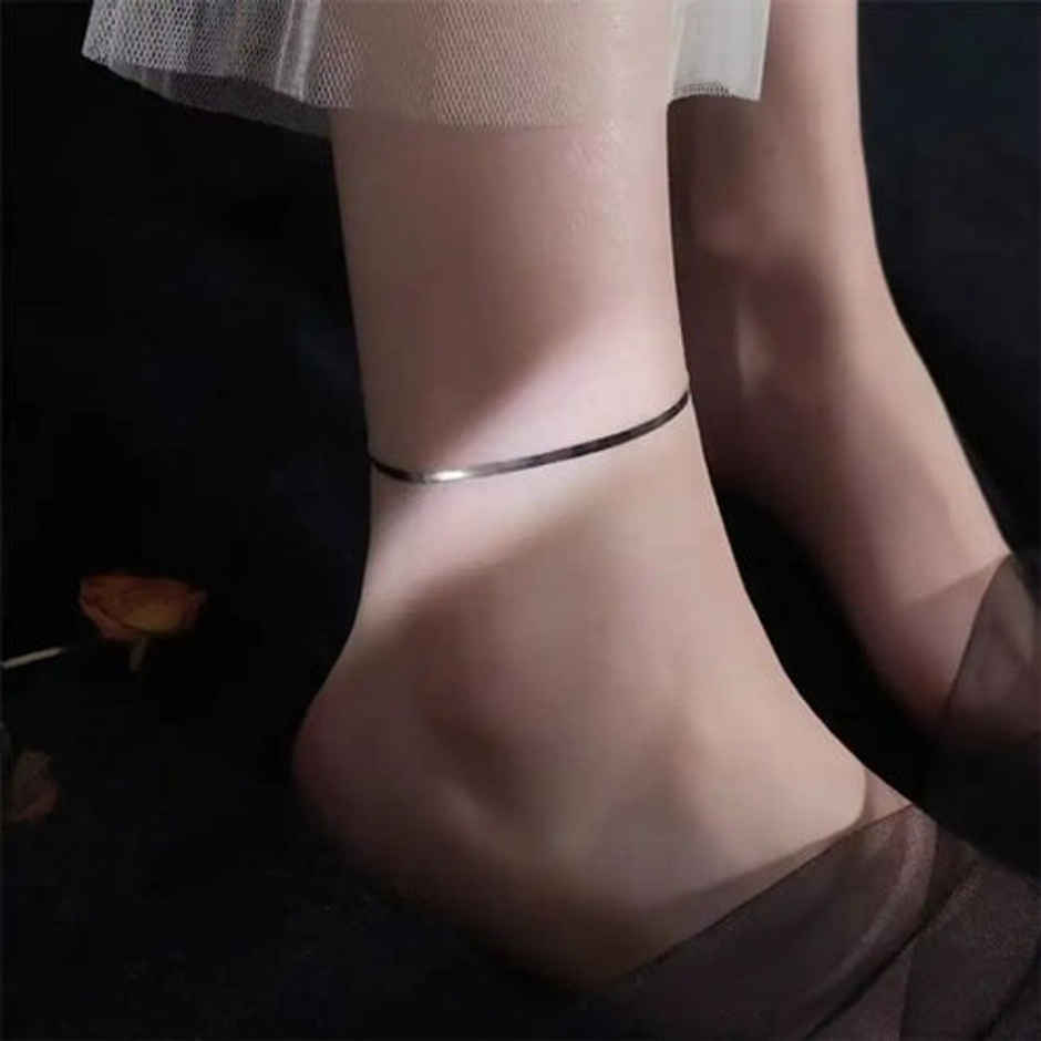 Estailo Fashion Snake Chain Anklet for Women | Stylish Lightweight Statement Jewellery | A0000009
