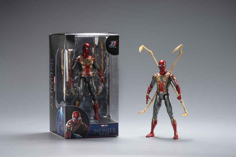 Striders Marvel Iron Spiderman Mini Action Figure Superhero Toy Gift For Boys - 4 inch