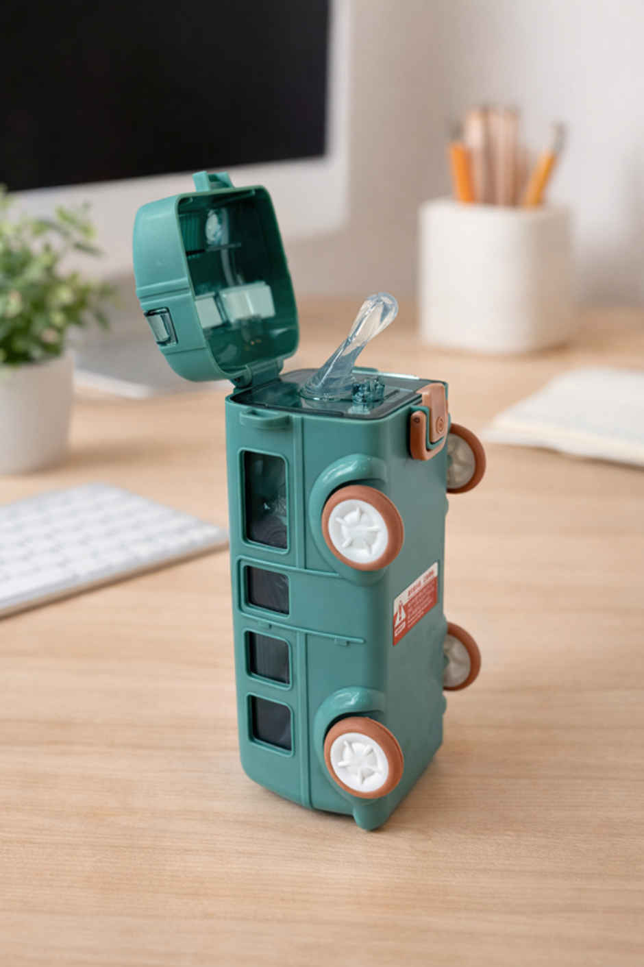 DesignLand School Bus Pink Sipper Water Bottle | Green | 500 ml