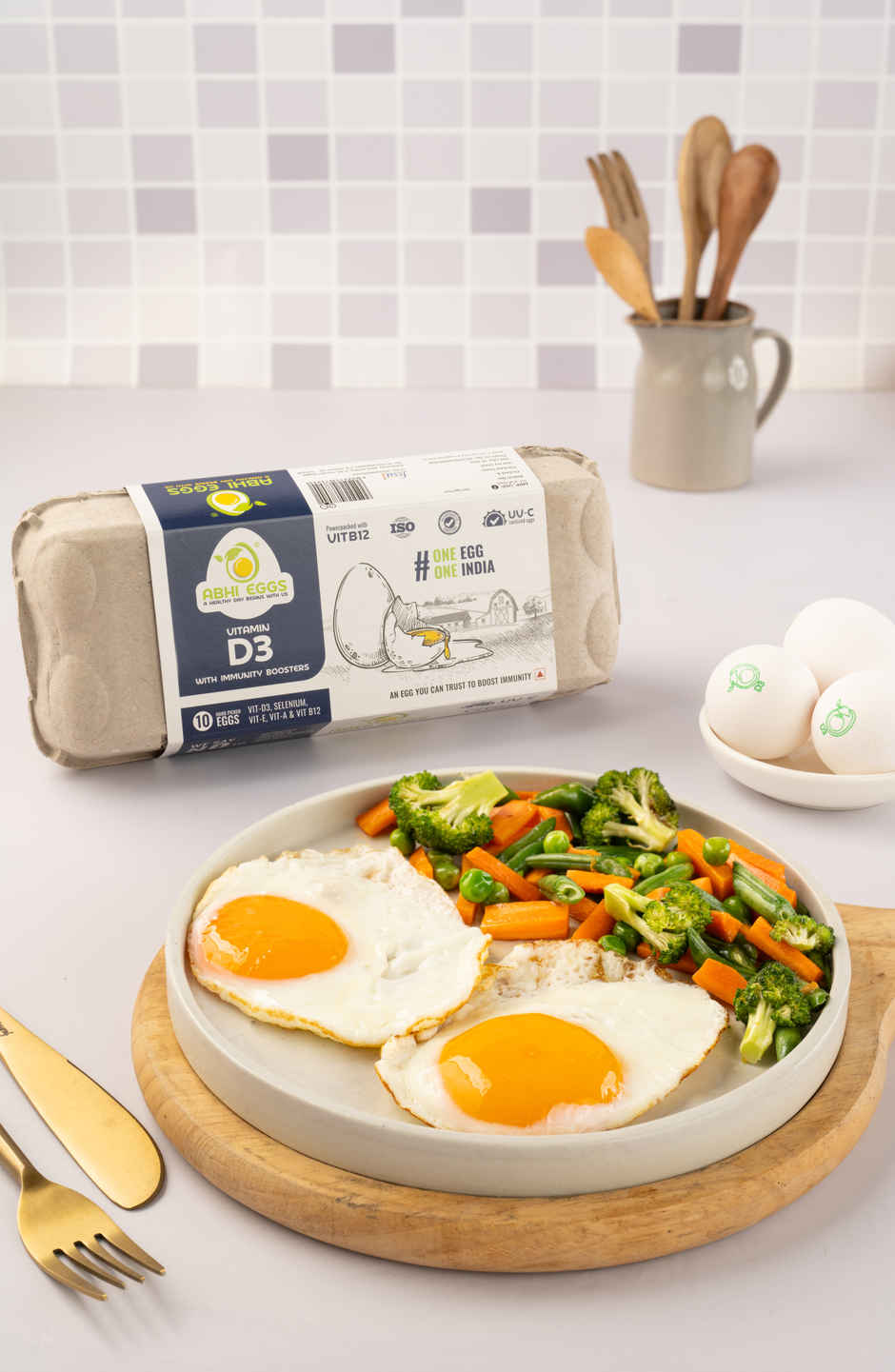 Abhi Eggs Vit D3 White Eggs With Immunity Boosters | Pack Of 10