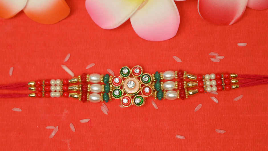Aurum Baahubali Traditional Beads Rakhi