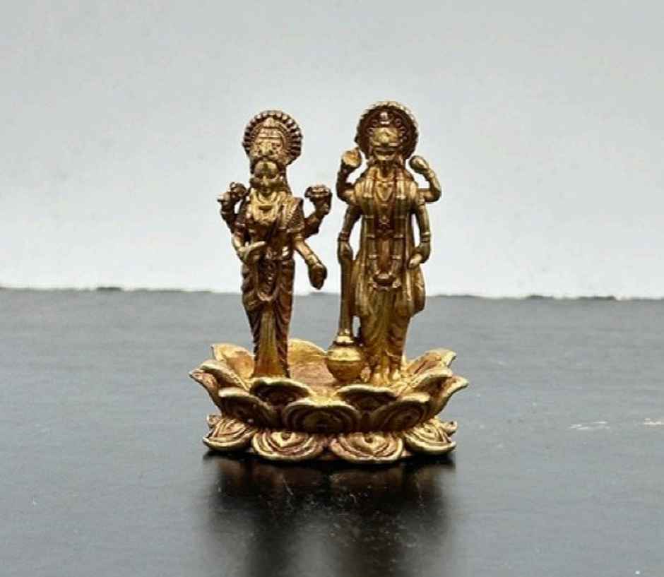Brass Lakshmi Narayan Statue | Svasti