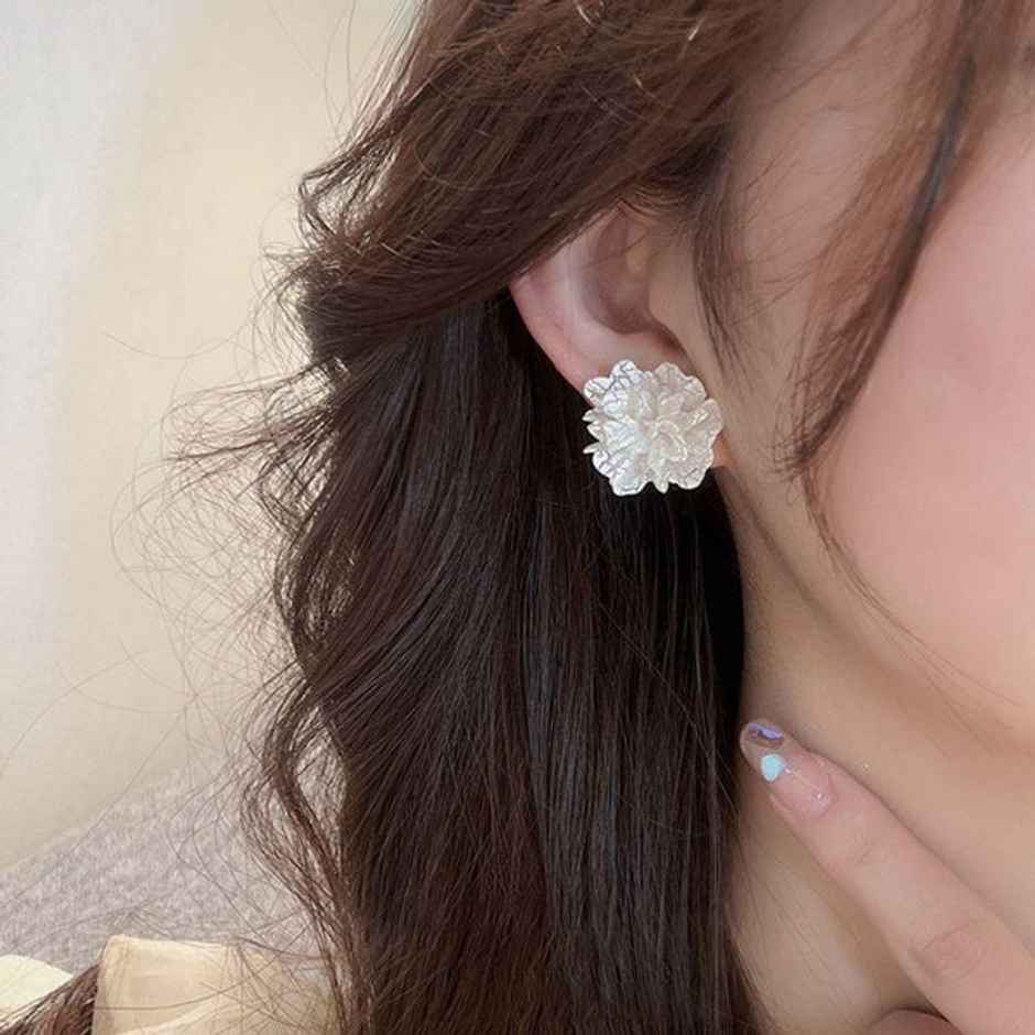 Estailo Fashion Women's Jewellery Earrings White Floral One Size | E0001200
