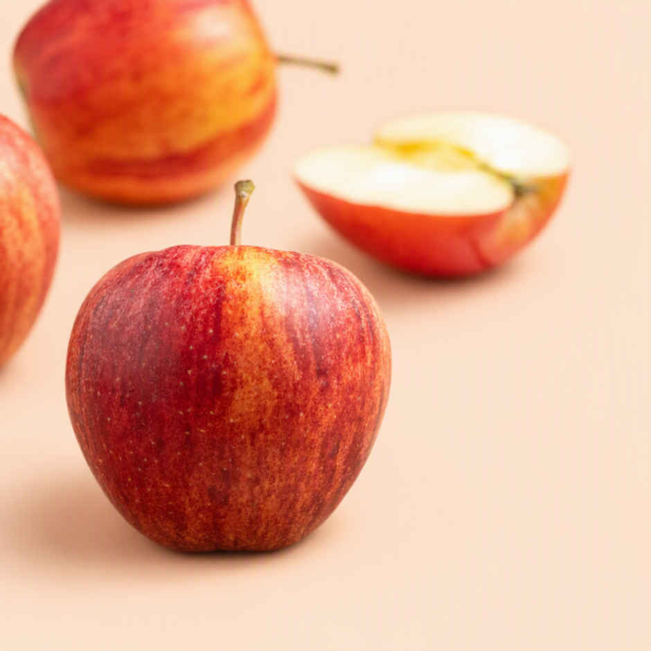 Apple Royal Gala Imported