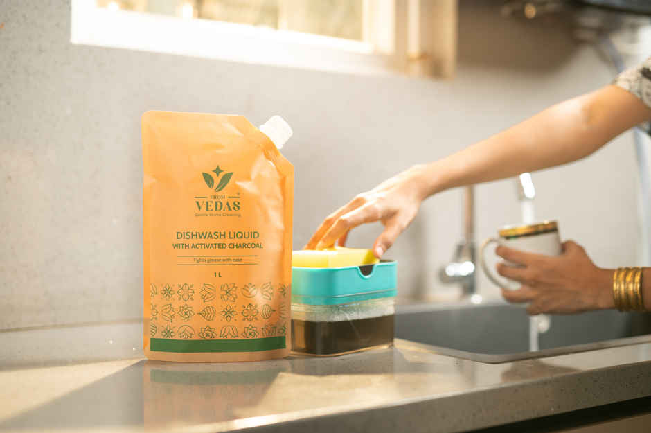 From Vedas Dishwash Liquid