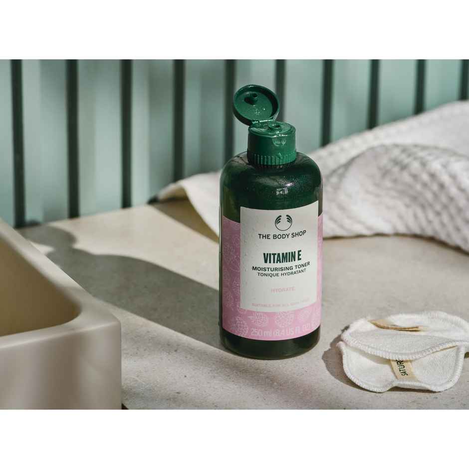 The Body Shop Vitamin E Hydrating Toner