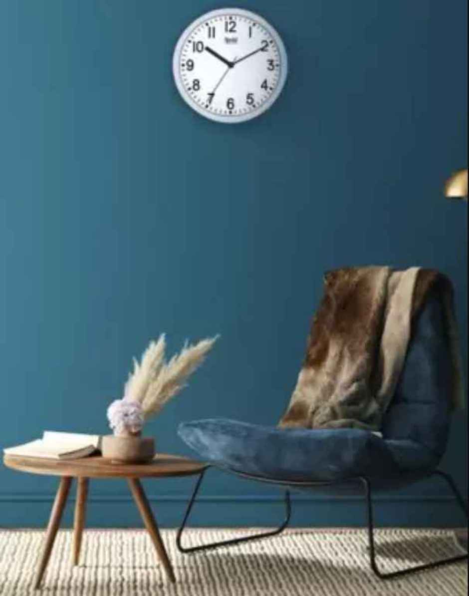 Ajanta Analog 23 cm x 23 cm Wall Clock(White With Glass Standard)