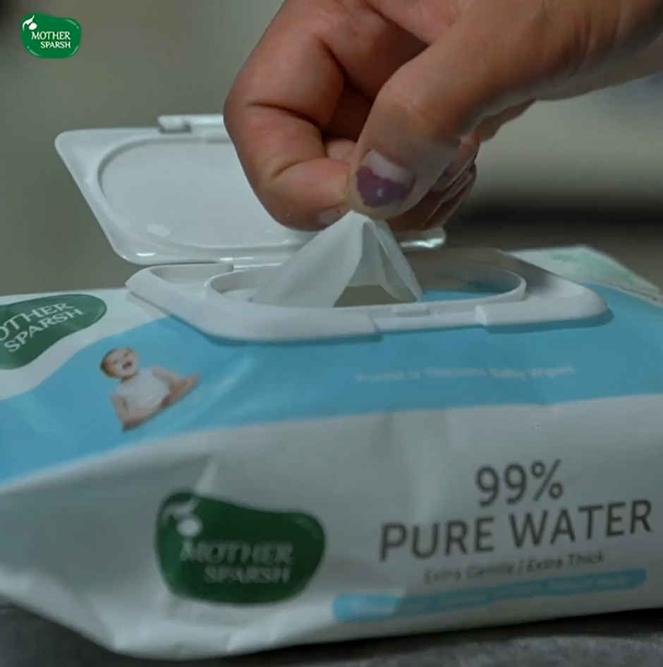Mother Sparsh Water Baby Wipes For Kids | 0 - 3 years | 72 Pulls Per Pack