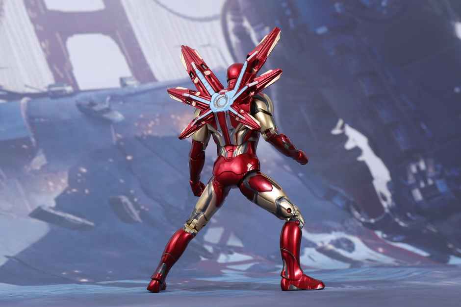 Striders Iron Man 4 Inch Action Figure Premium Superhero Collectible Toy