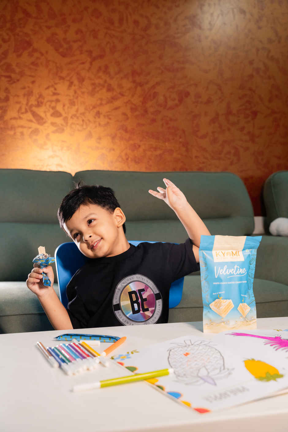 KYOMI Velvetine White Choco Coated Crunchy Wafers