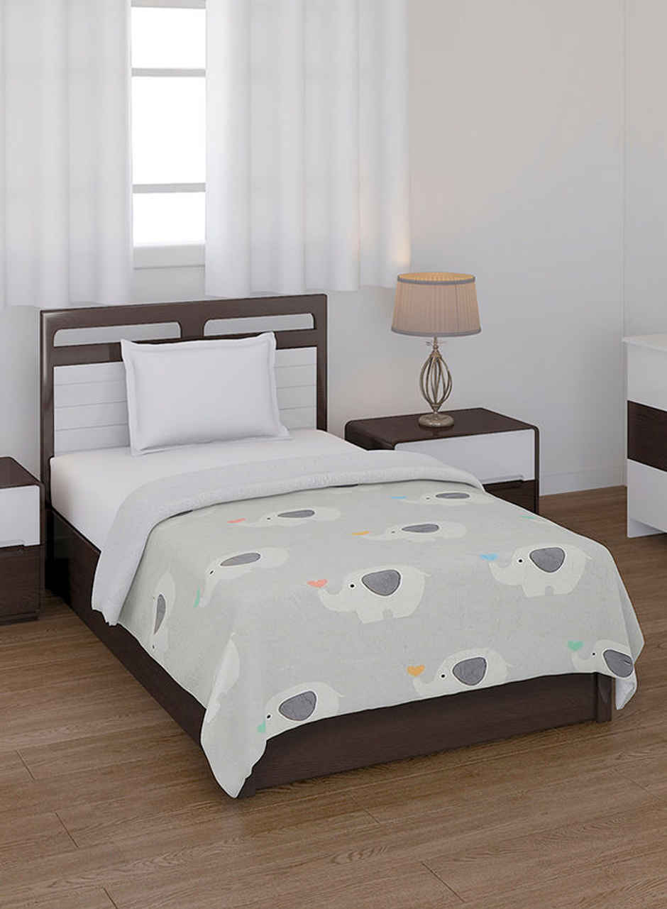 Status Blanket For Kids 80 Cm x 120 Cm - Grey Elephant 