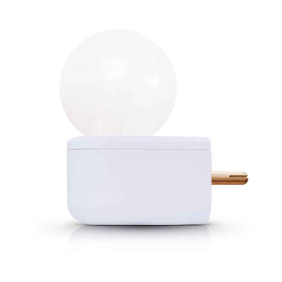 Philips 0.5 W LED Bulb - White | 6500 K | Energy Efficient