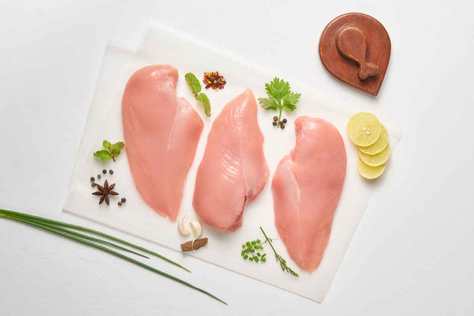 Sneha Farms Chicken Breast Boneless