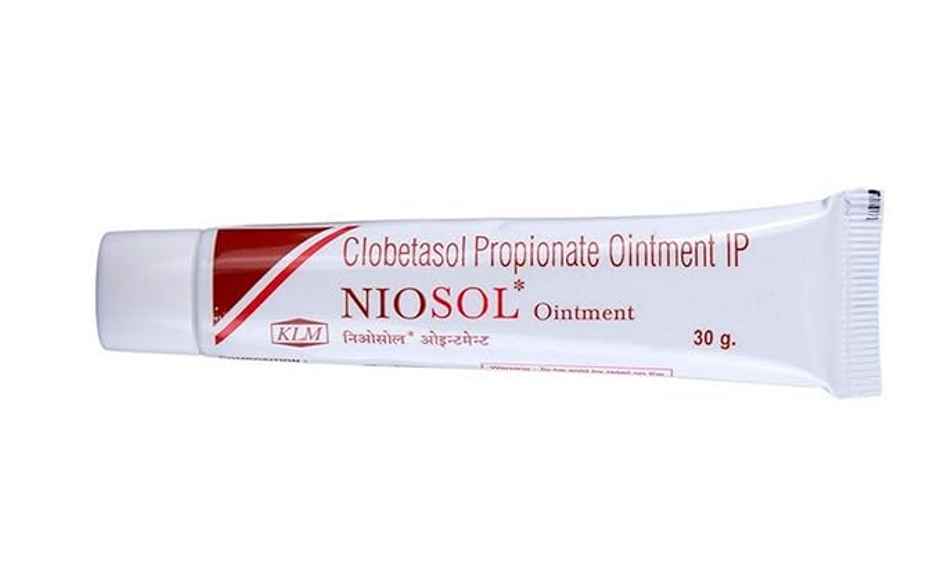 Niosol Ointment