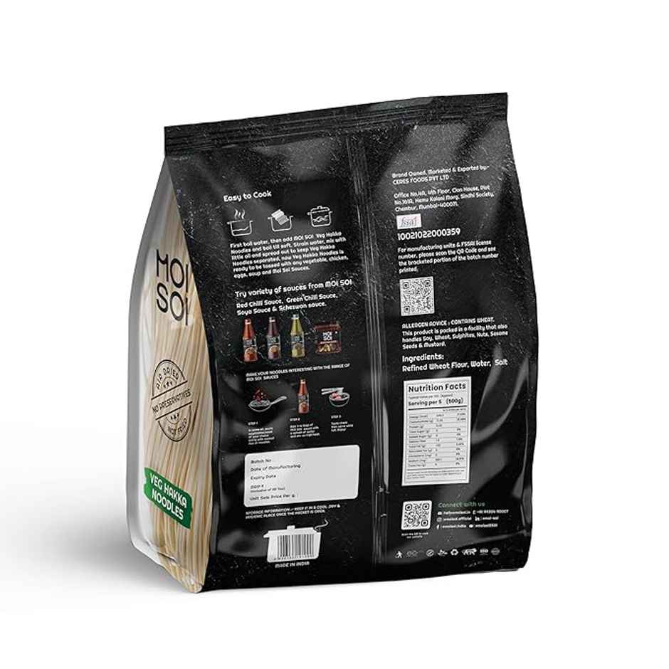 Moi Soi Veg Hakka Noodles