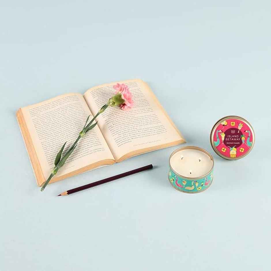 Chumbak Island Getaway Tin Candle