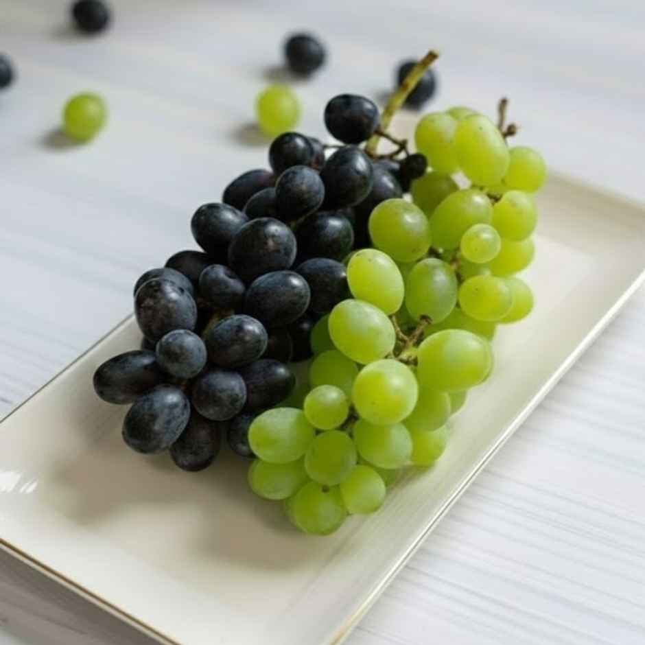 Green & Black Mix Grapes (Seedless)