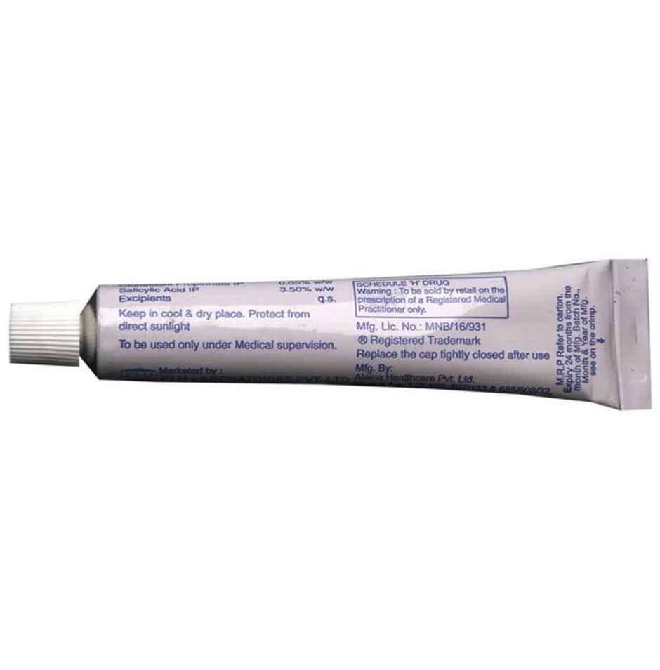 Niosalic Ointment 