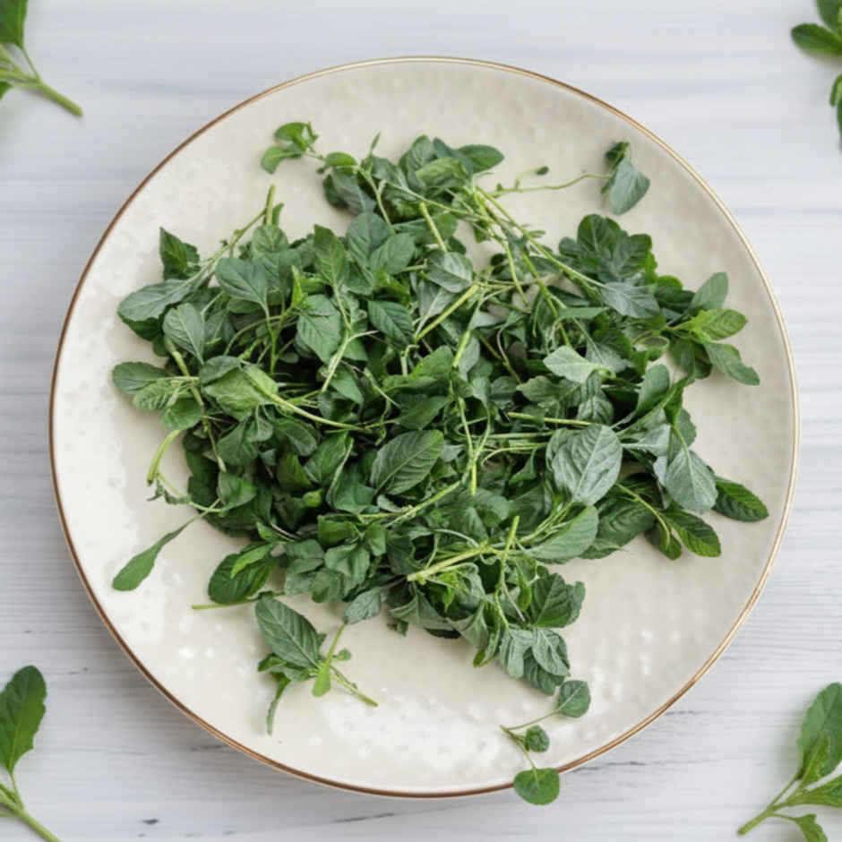 Sirukeerai Cleaned Leaflets