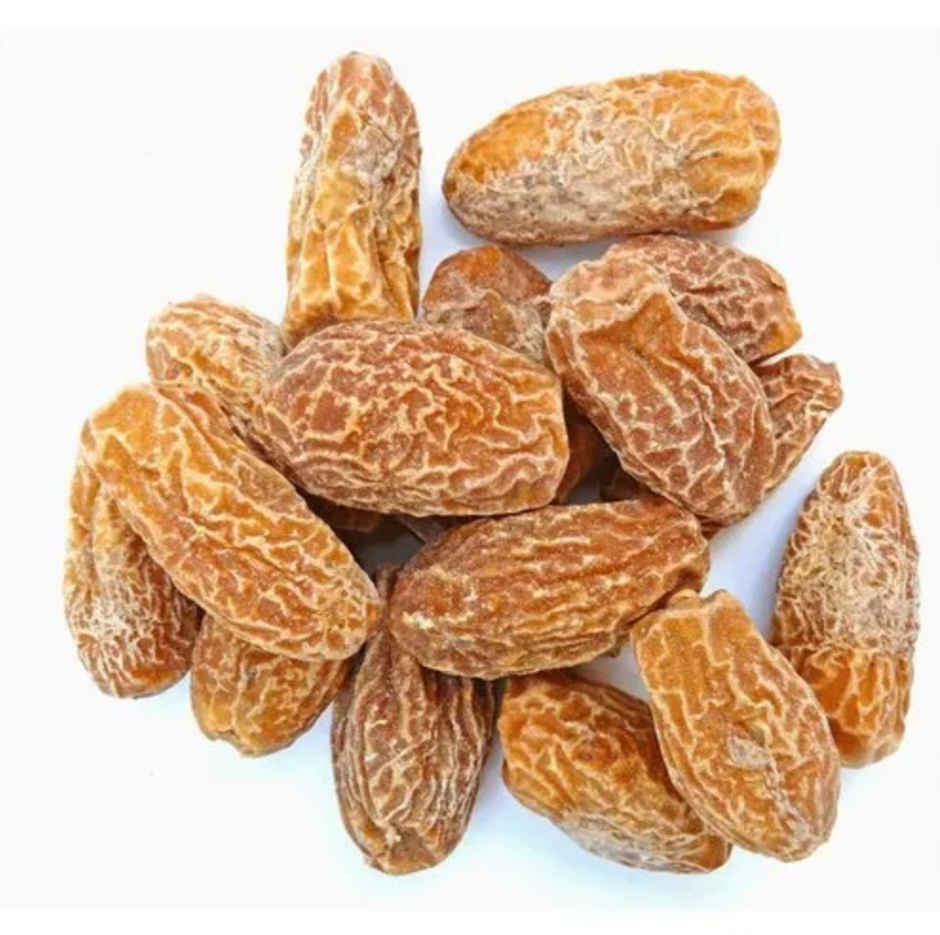 Nutritious Dry Dates Red