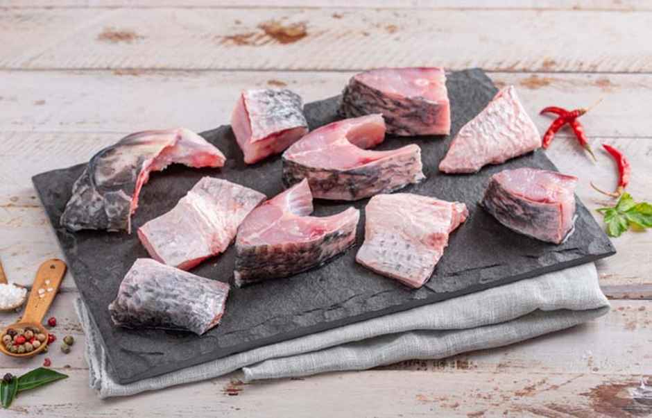 TenderCuts Catla - Bengali Cut with head and Tail