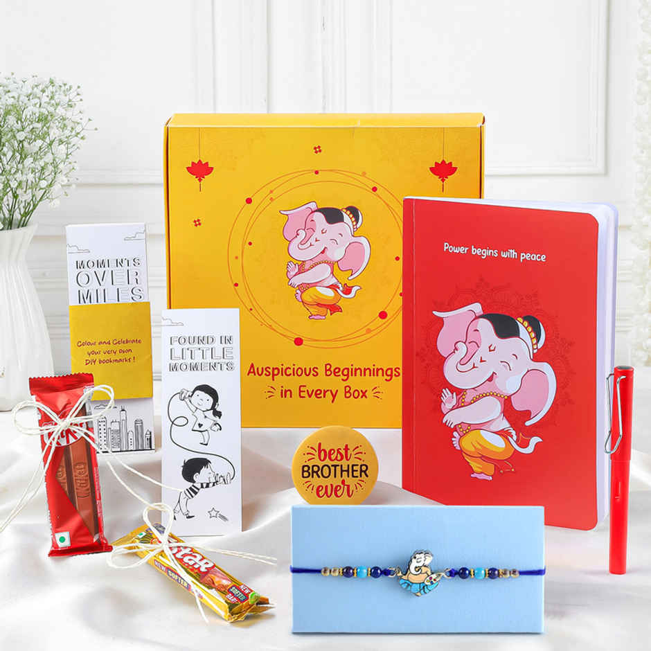 FNP Ganesha Rakhi Premium Gift Set