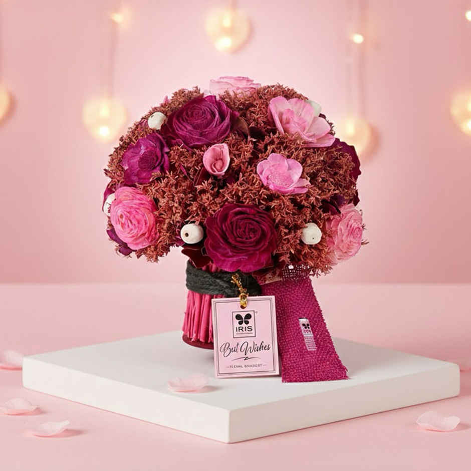 Mini Fragranced Dry Flower Bouquet with Spray | Ideal for Gifting | IRIS
