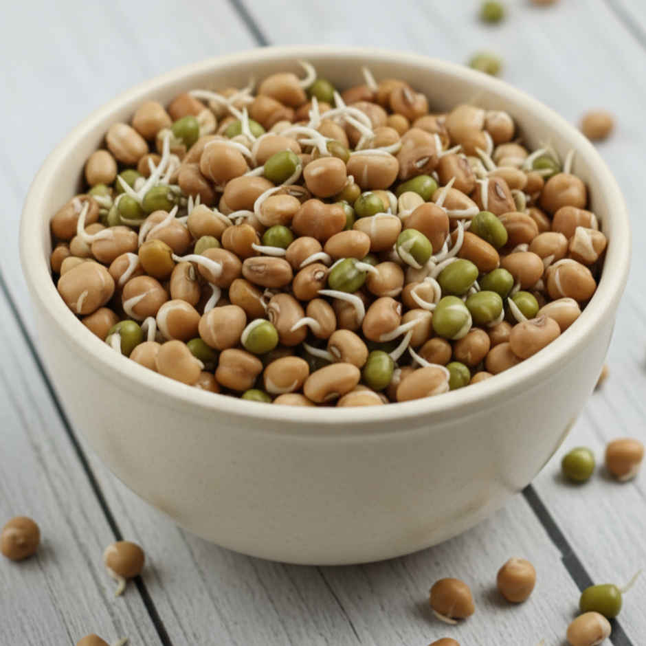 Moong & Moth Sprouts