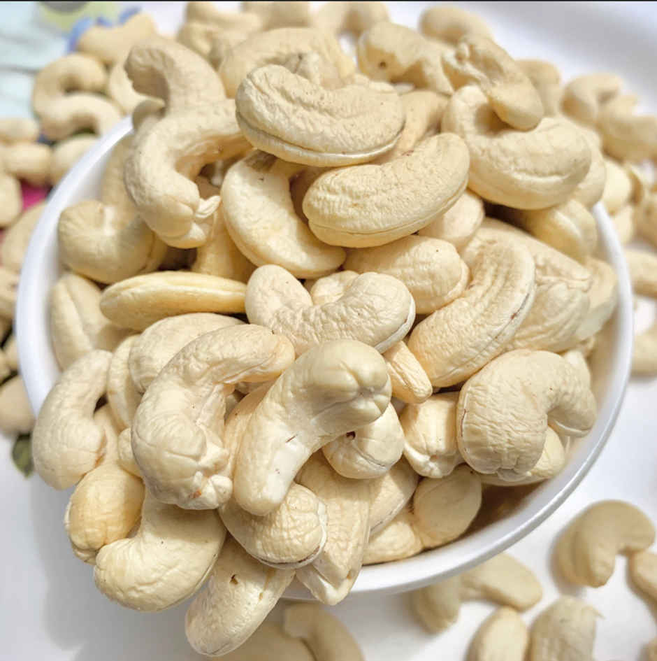 Wonderland Foods Cashew Nuts