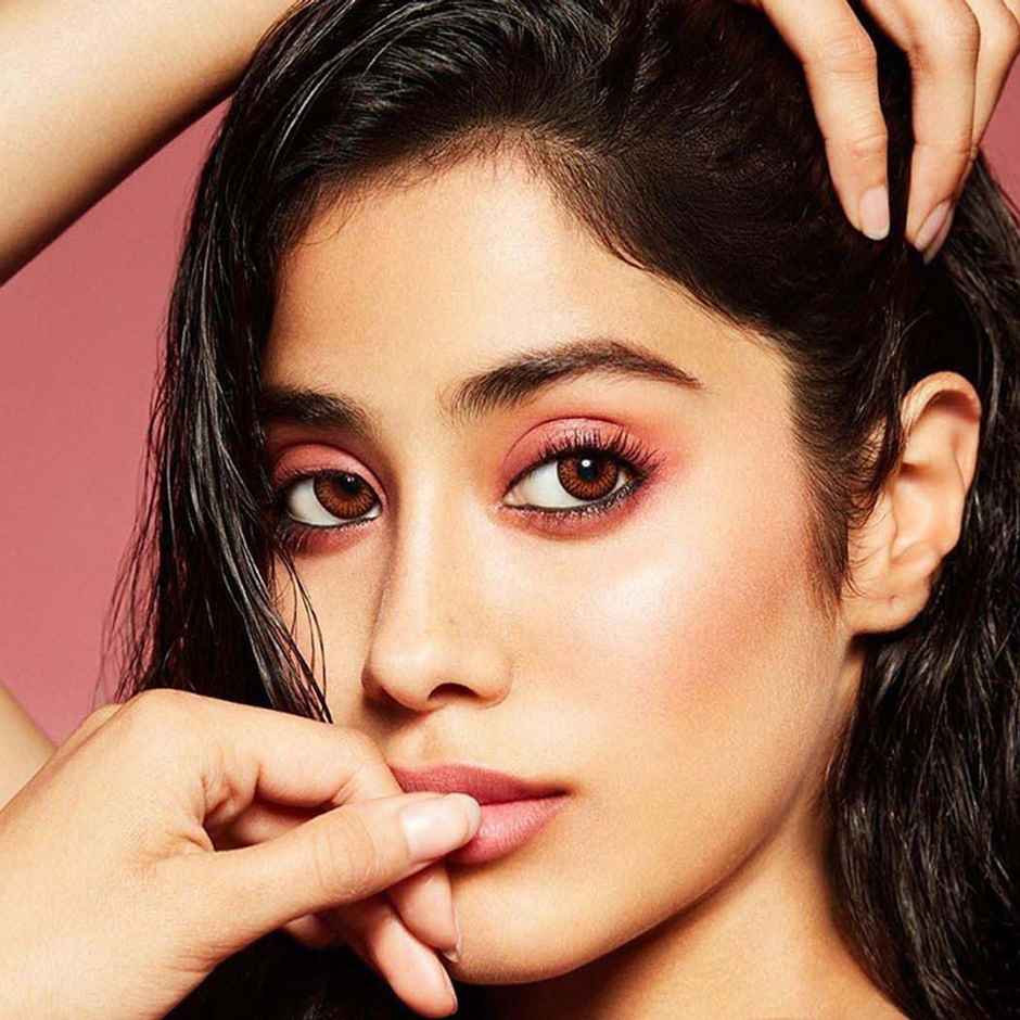 Nykaa Eyes On Me! 10-In-1 Eyeshadow Palette - Sundowner Stunner