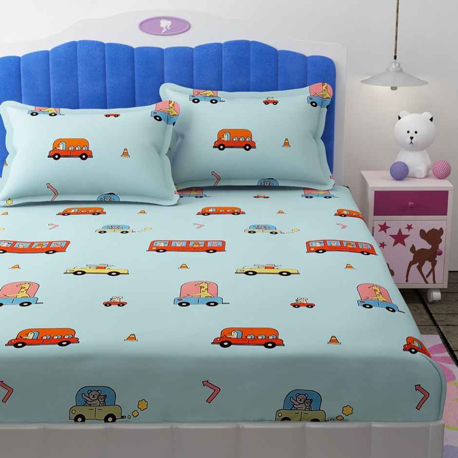 Florida Giggles Kids Bedsheet for King Size Bed with Pillow Covers and Made of Microfiber