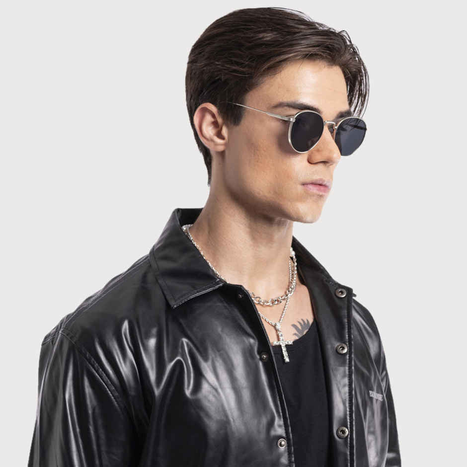 Voyage Unisex Geometric Metal Round Sunglasses | Black and Silver - M