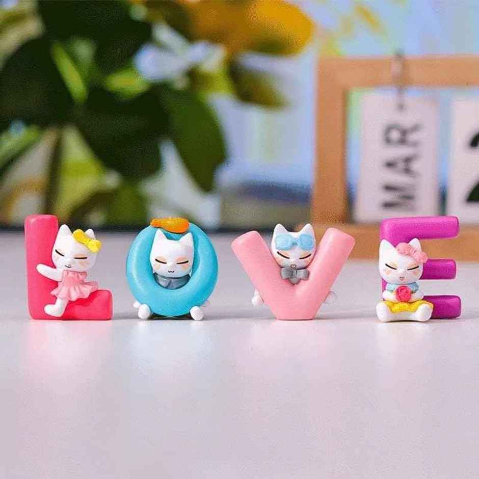 Casacraft by Pepperfry Love Animated Characters Multicolor Polyresin Showpc