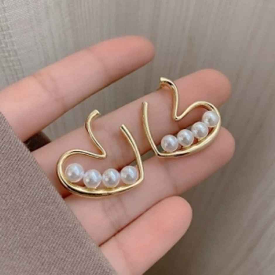 Just Lil Things Gold Pin Earrings | jlt11477
