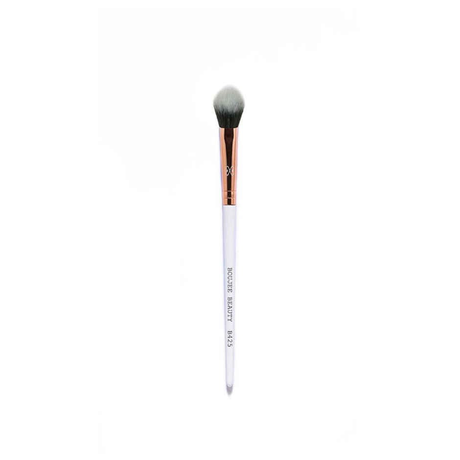 Boujee Beauty Angled Concealer Brush - B425