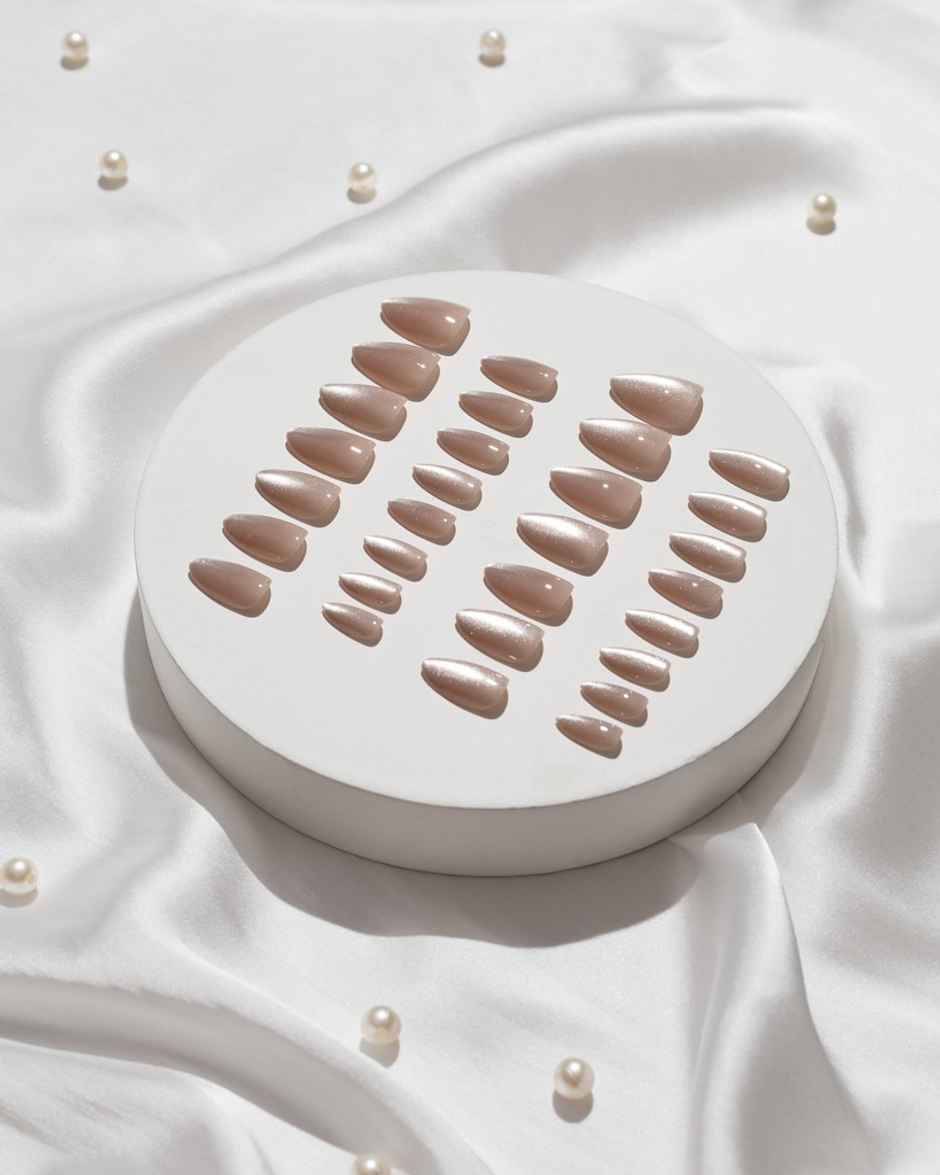 Pep Nails Cat Eye Medium Almond Nude Soft Gel Reusable Press On Nails 30 Nail Tips