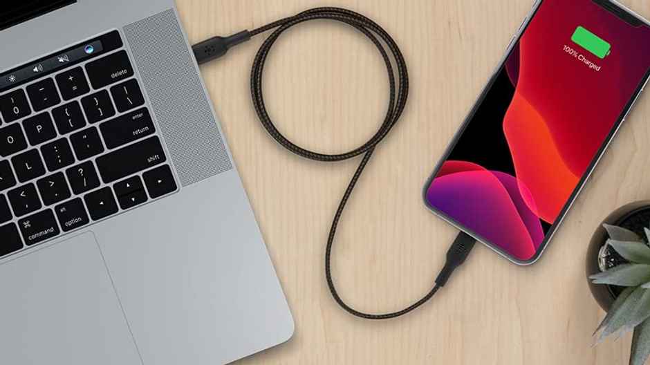 Belkin Braided Usb-C To Lightning Cable 1M Black