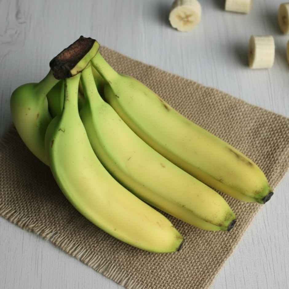 Banana Robusta Semi Ripe