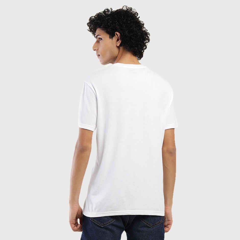 Levi's Men's Poly Cotton Round Neck T-shirt | White - S